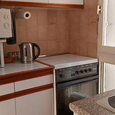 Apartment Cosy Climatise Avec Terrasse A 10 Mn Plages Et Gare Saint-Raphael (Var)