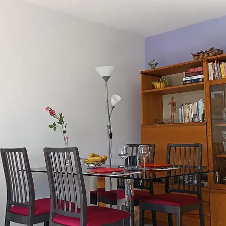 Lejlighed Cosy Climatise Avec Terrasse A 10 Mn Plages Et Gare *